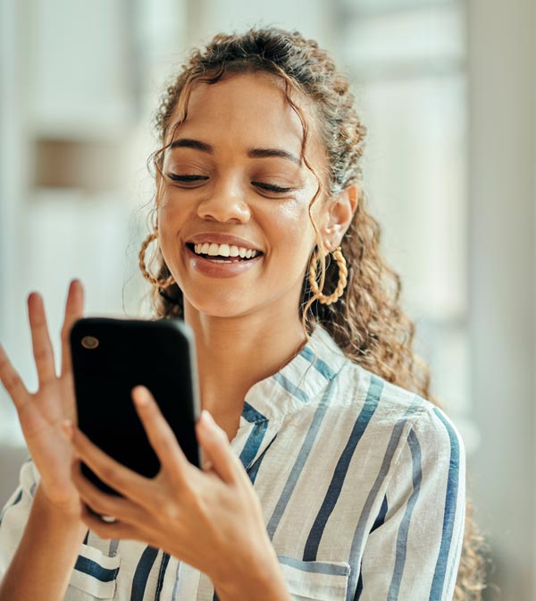 Greenwood-Woman-on-phone